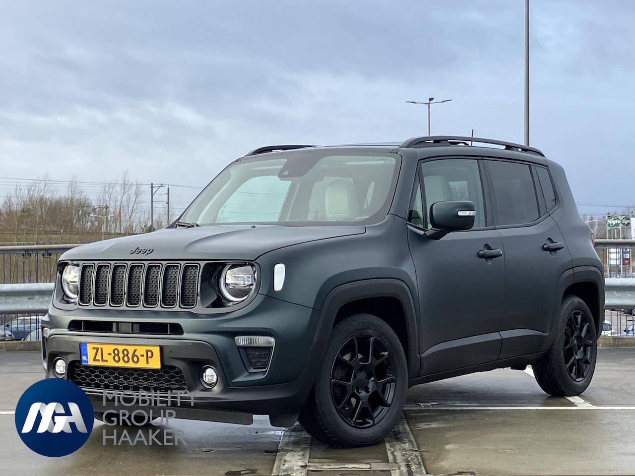 Jeep Renegade - 1.0T Freedom / Unieke kleuren combi / Schuifdak Jeep Renegade 1.0T Freedom Full Option Led - AutoWereld.nl