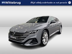 Volkswagen Arteon Shooting Brake - 1.4 TSI eHybrid R-Line Business / Panorama dak / 19 Inch / Zwenkbare trekhaak / 218PK / 'N