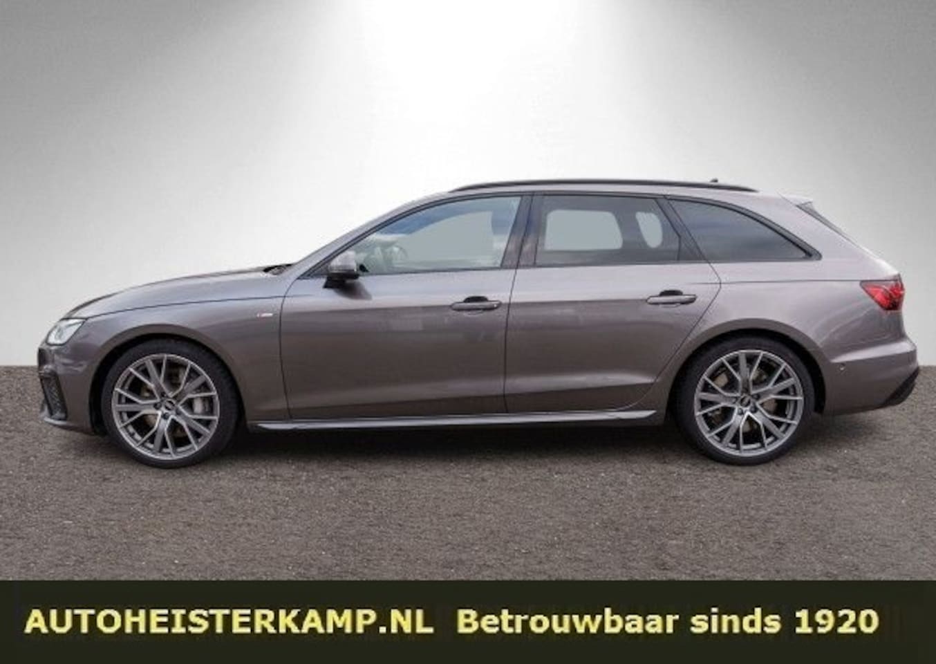 Audi A4 Avant - 50 TDI quattro S-Line 286 PK ACC Panoramadak Head-Up LED Navi 19 Inch - AutoWereld.nl