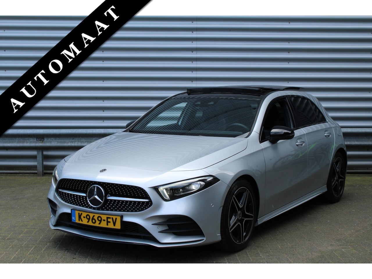 Mercedes-Benz A-klasse - 180 136pk Business Solution AMG Automaat NL-Auto NAP Panoramadak Widescreen Burmester Sfee - AutoWereld.nl