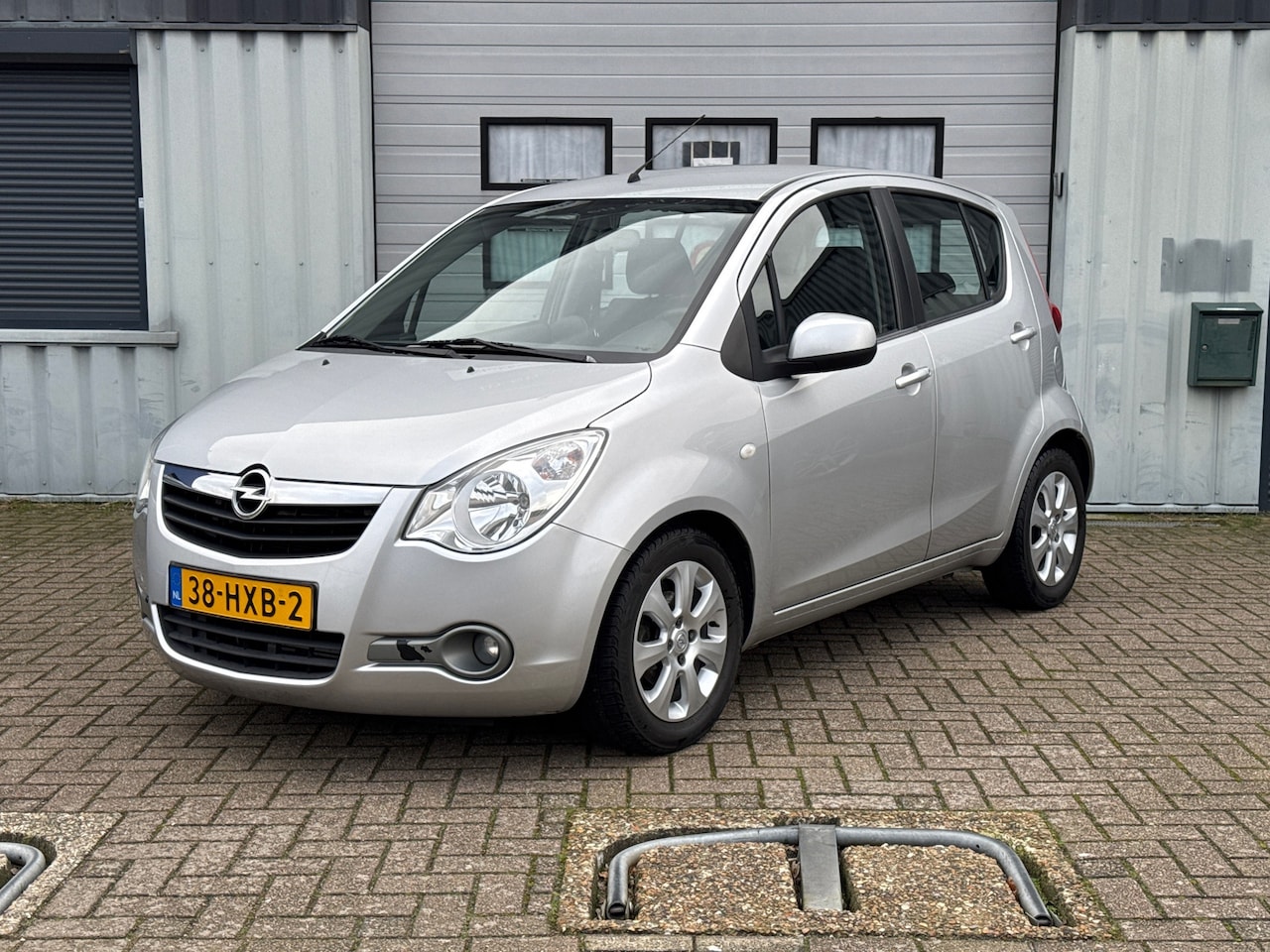 Opel Agila - 1.2 Enjoy AUTOMAAT | Airco | 5Deurs | APK 04-2026 - AutoWereld.nl