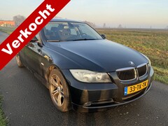 BMW 3-serie - 318i High Executive