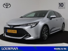 Toyota Corolla Touring Sports - 1.8 Hybrid Dynamic | Camera | Half leder | LM velgen | Stoelverwarming | Draadloze telefoo