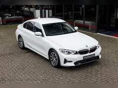 BMW 3-serie - 330e Sport Line