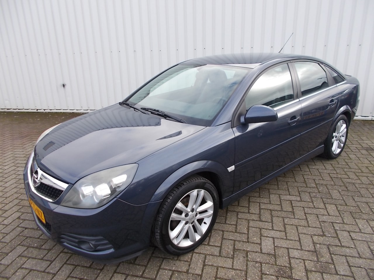 Opel Vectra GTS - 2.2-16V Sport 2.2-16V Sport ( APK 24-08-2025 ) - AutoWereld.nl