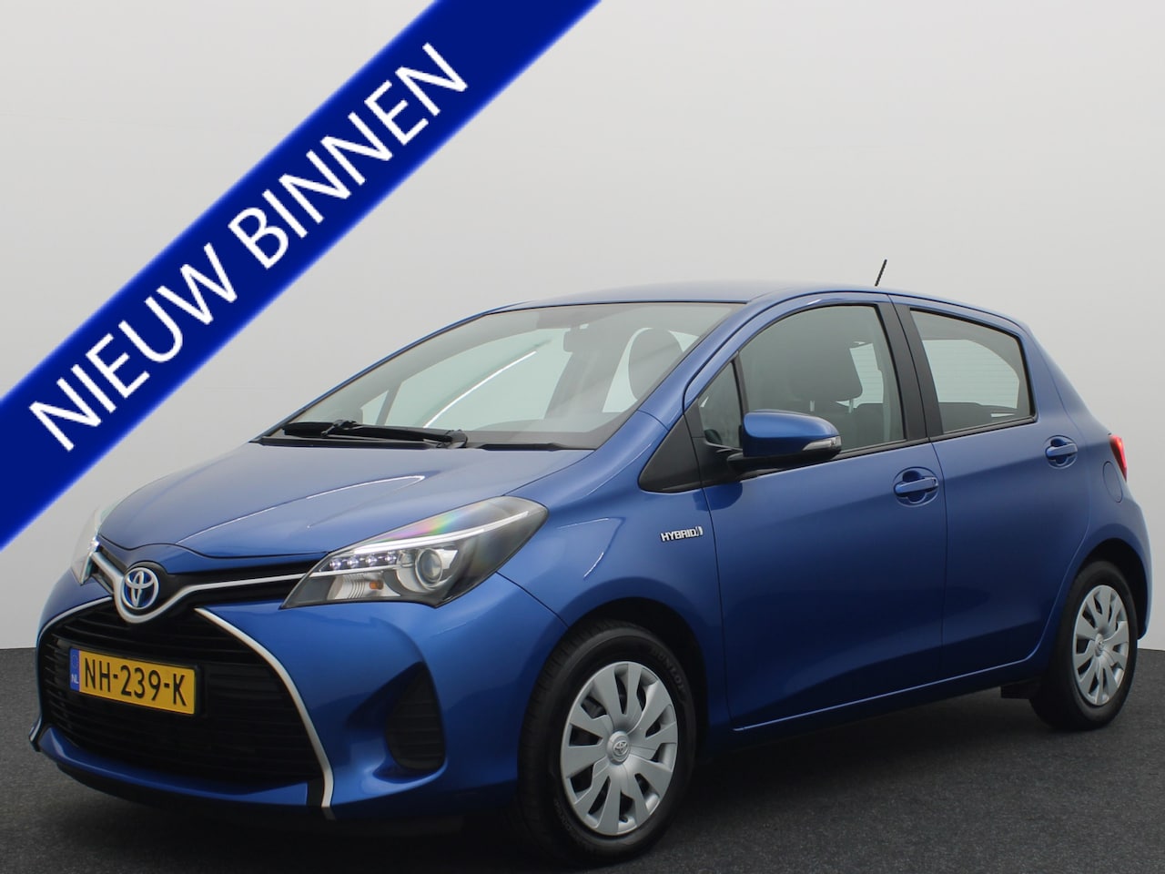 Toyota Yaris - 1.5 Hybrid Aspiration CAMERA / CRUISE / BLUETOOTH / ELEK RAMEN / NL-AUTO - AutoWereld.nl