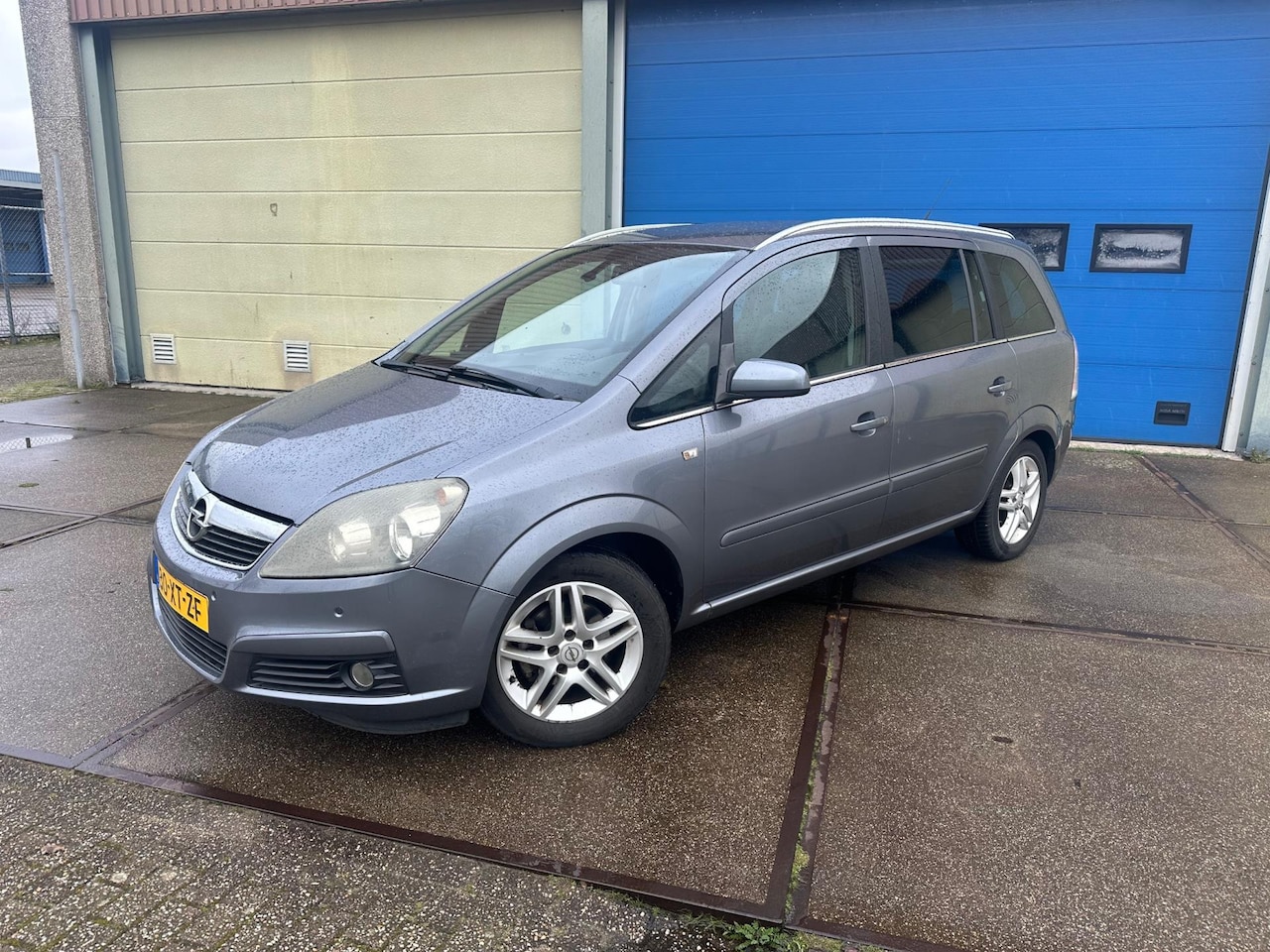 Opel Zafira - 1.8 Executive Airco! Automaat! 7-Pers! - AutoWereld.nl