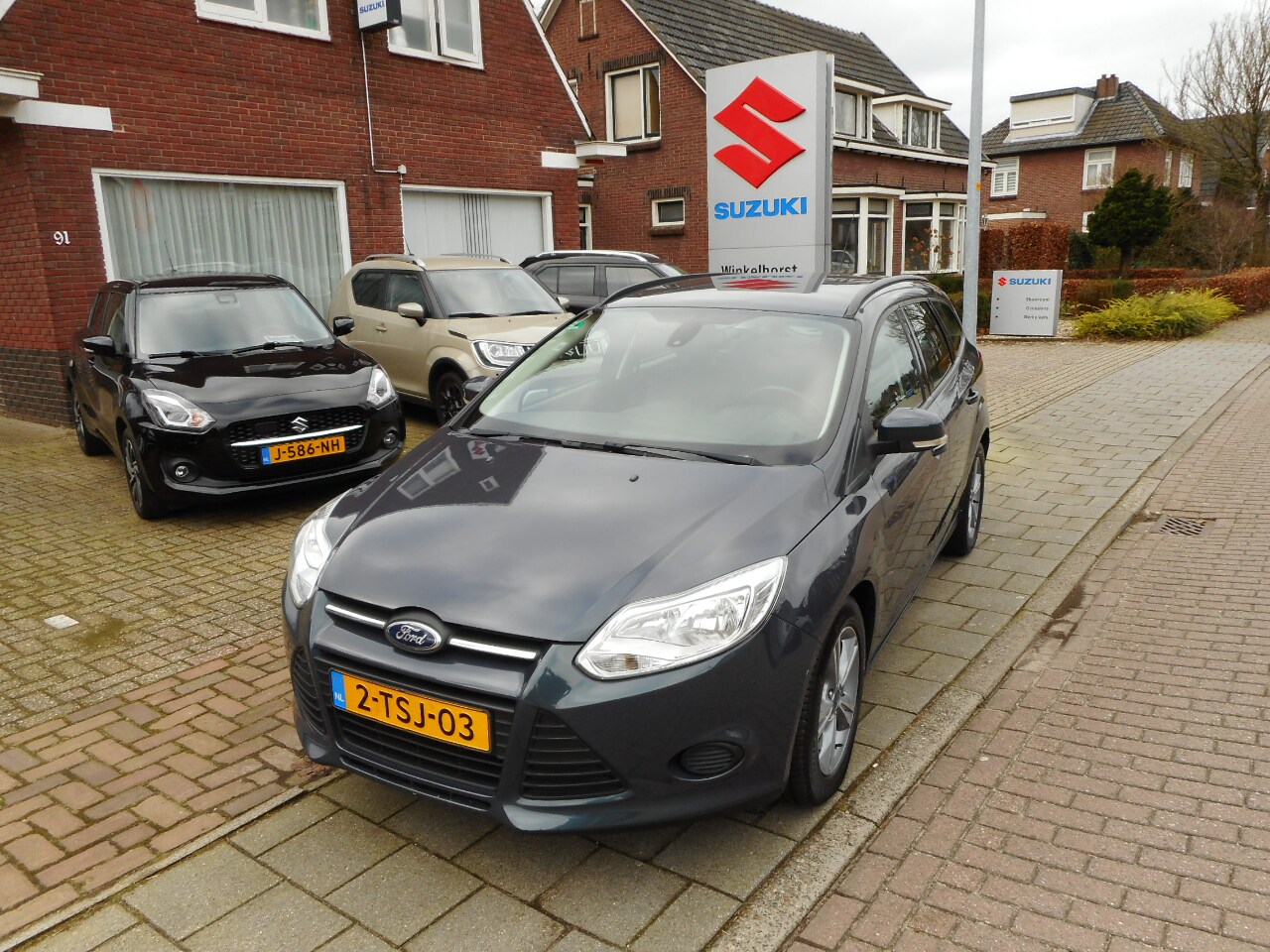 Ford Focus - 1.0 EcoBoost Edition 1.0 ECOBOOST EDITION - AutoWereld.nl