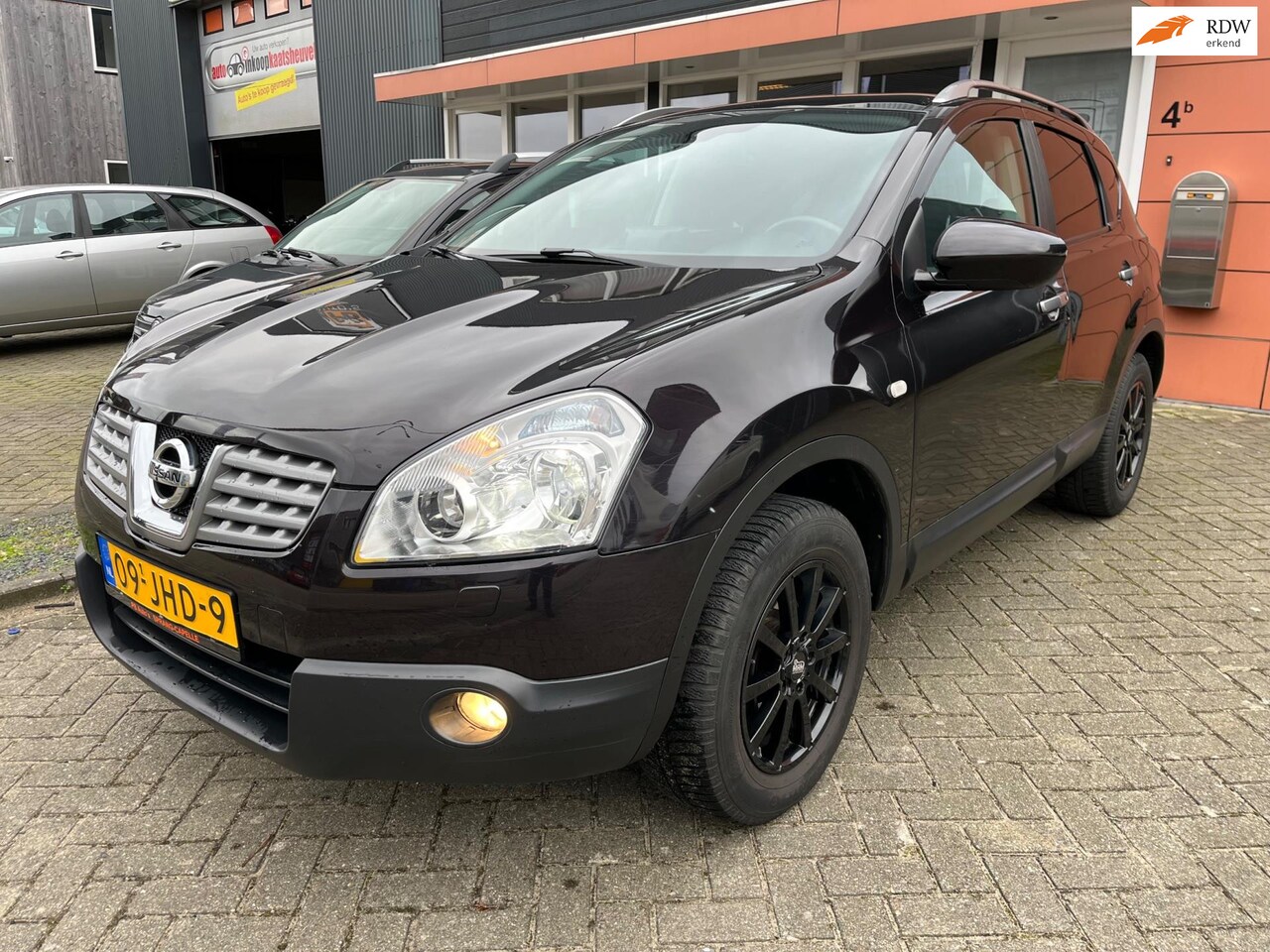 Nissan Qashqai - 2.0 Tekna airco panorama dak - AutoWereld.nl