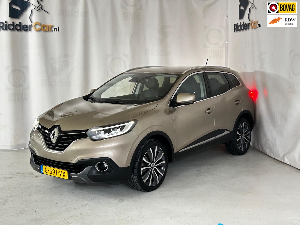 Renault Kadjar - 1.2 TCe Bose|GARANTIE|AUTOMAAT|TREKHAAK|CRUISE|NAVI|PARK CAM/SENSOREN - AutoWereld.nl