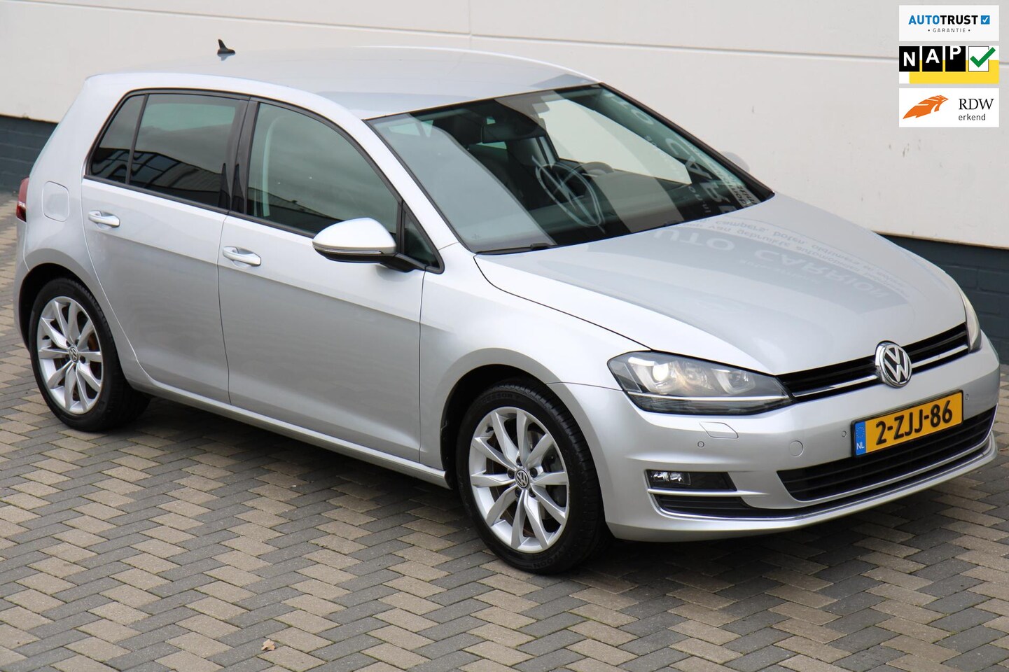 Volkswagen Golf - 1.4 TSI Navi Camera Xenon Keyless NAP !! - AutoWereld.nl