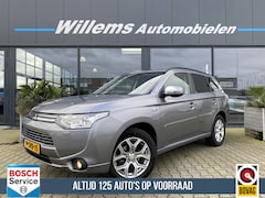 Mitsubishi Outlander - 2.0 PHEV Instyle Trekhaak, Lederen Bekleding & Schuifkanteldak