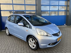 Honda Jazz - 1.2 90pK Airco/ Navigatie/ NAP/ Trend