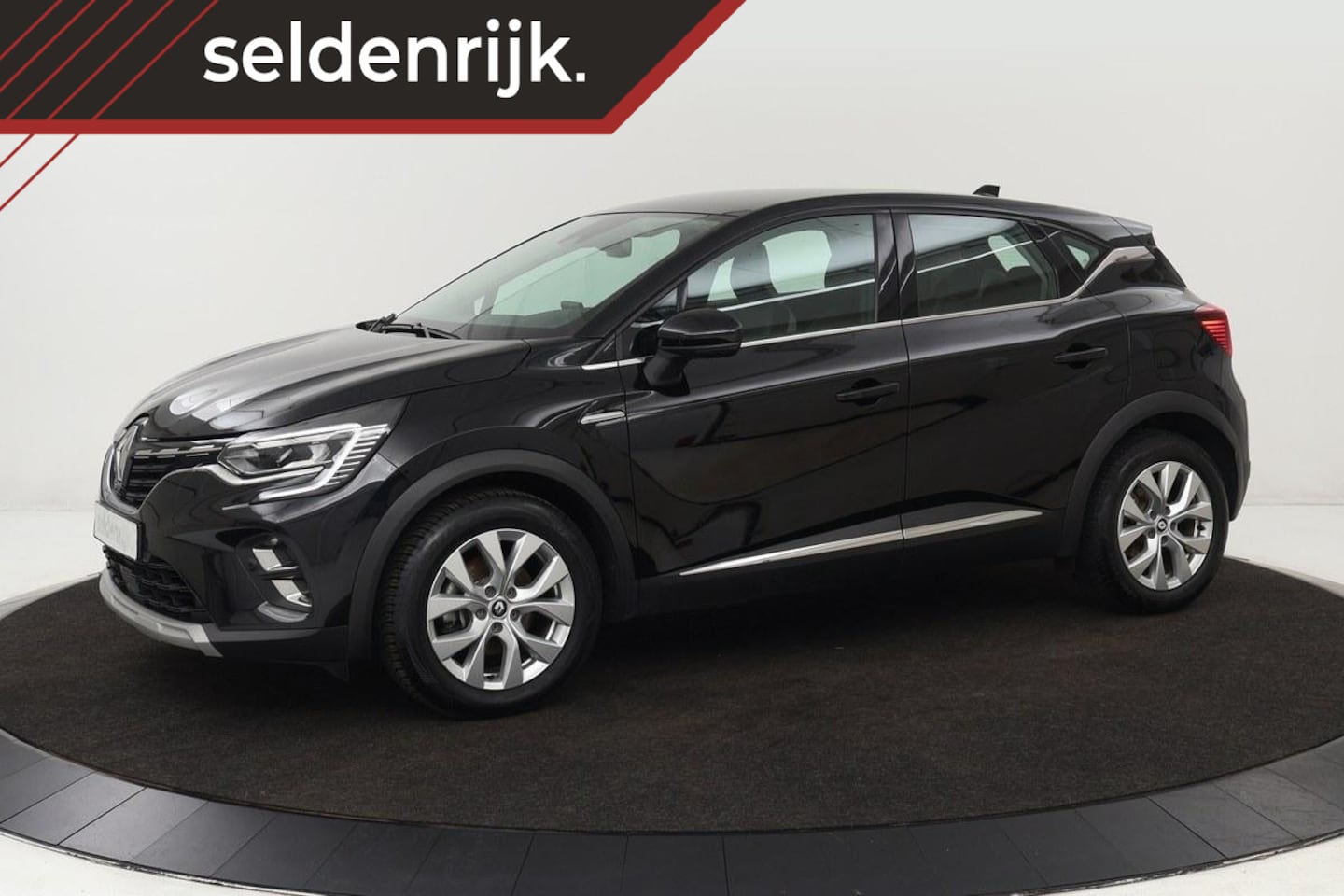 Renault Captur - 1.6 E-Tech Plug In Hybrid 160 | Stoel & stuurverwarming | Adaptive cruise | Camera | Clima - AutoWereld.nl