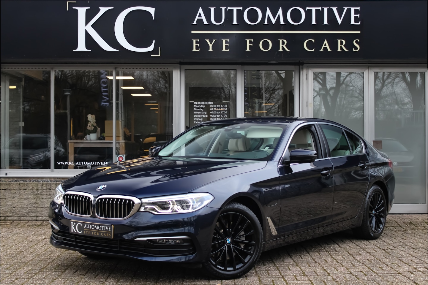 BMW 5-serie - 530e eDrive Edition | Leder - AutoWereld.nl