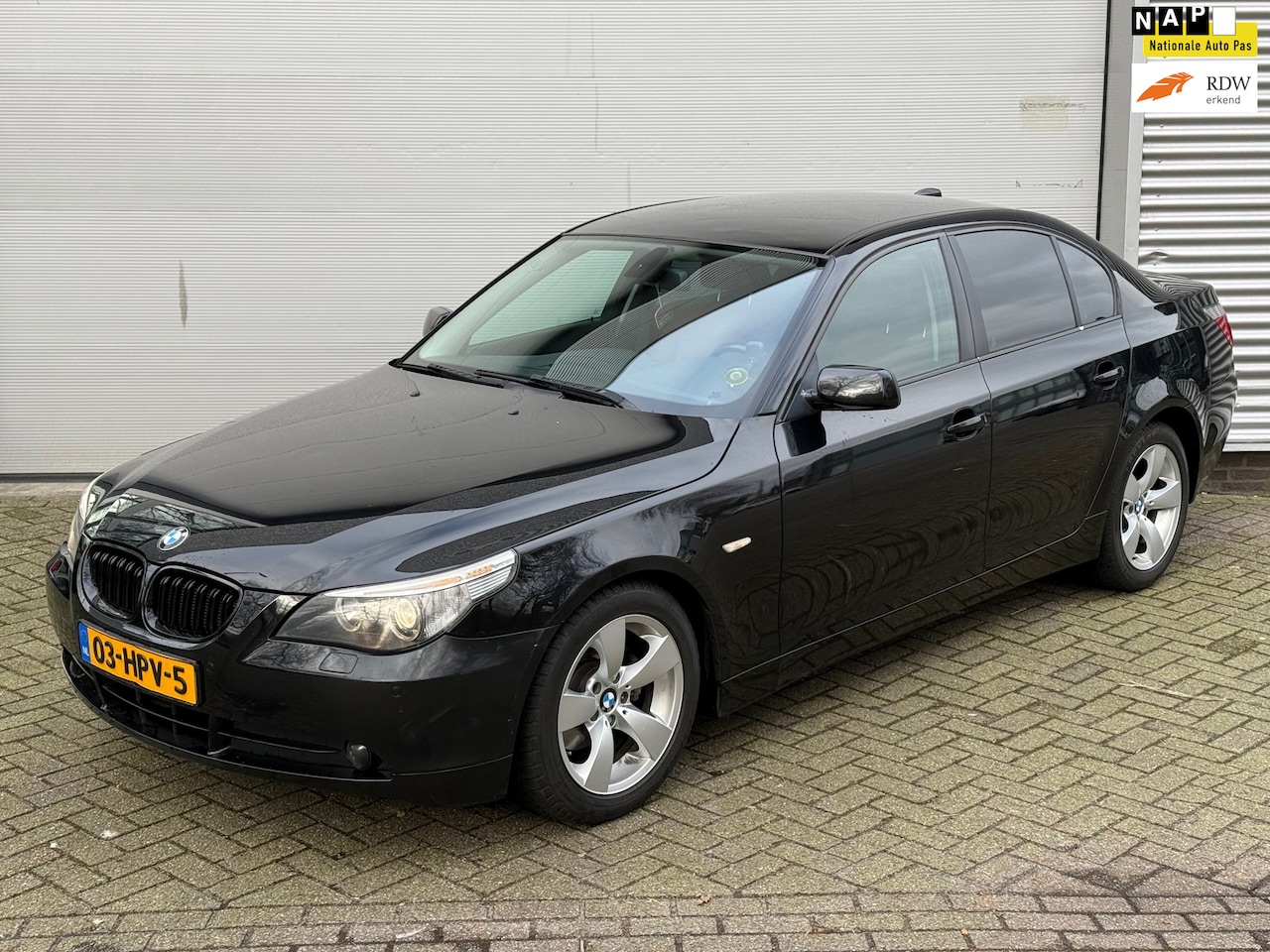 BMW 5-serie - 523i High Executive l Volleder l Navi l Xenon l Climate l Rijdt & Schakelt zeer goed l Vol - AutoWereld.nl