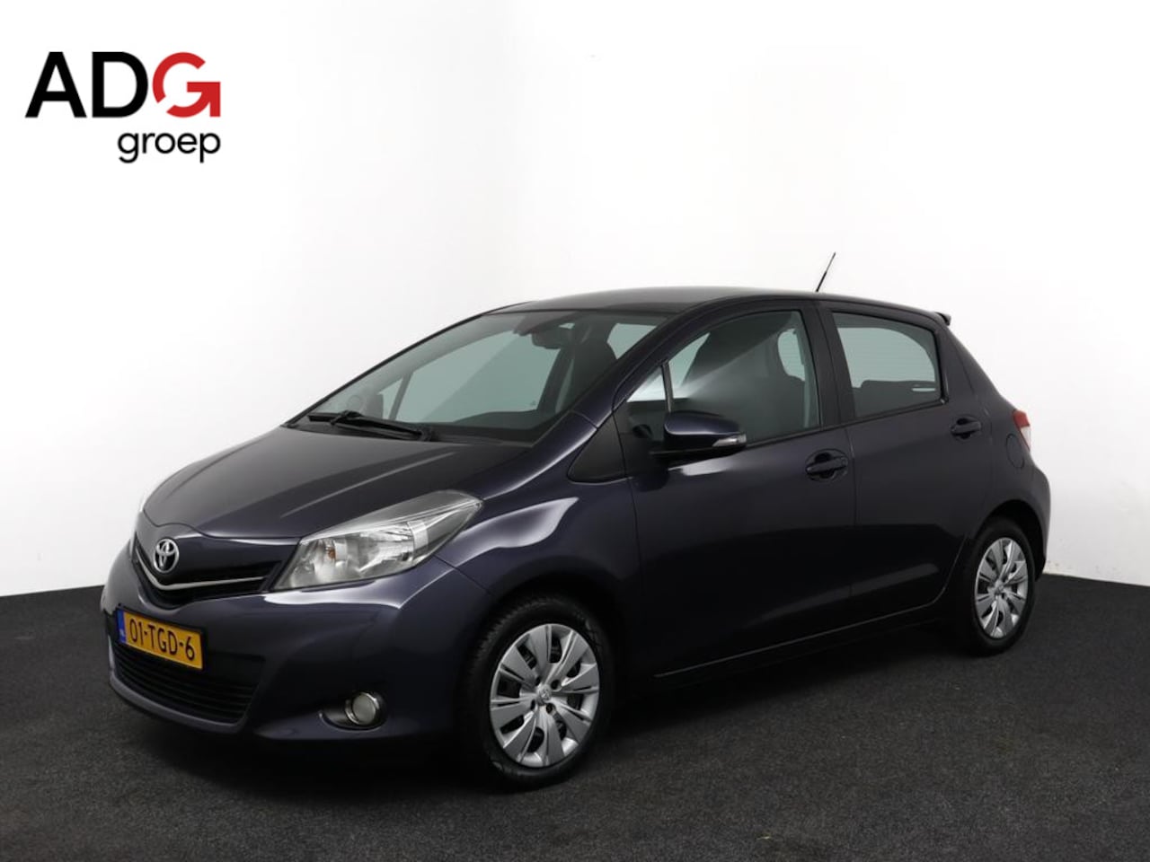 Toyota Yaris - 1.3 VVT-i Dynamic | Trekhaak | Cruise | Clima | Mistlampen | Centrale deurvergrendeling | - AutoWereld.nl