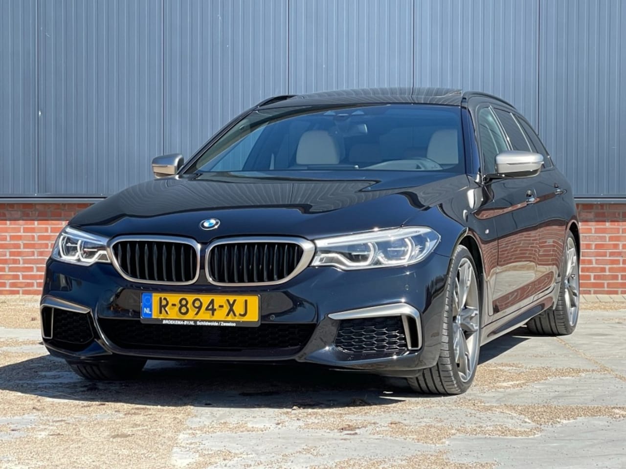 BMW 5-serie - M550d xDrive High Executive M550d X-Drive High Executive - AutoWereld.nl