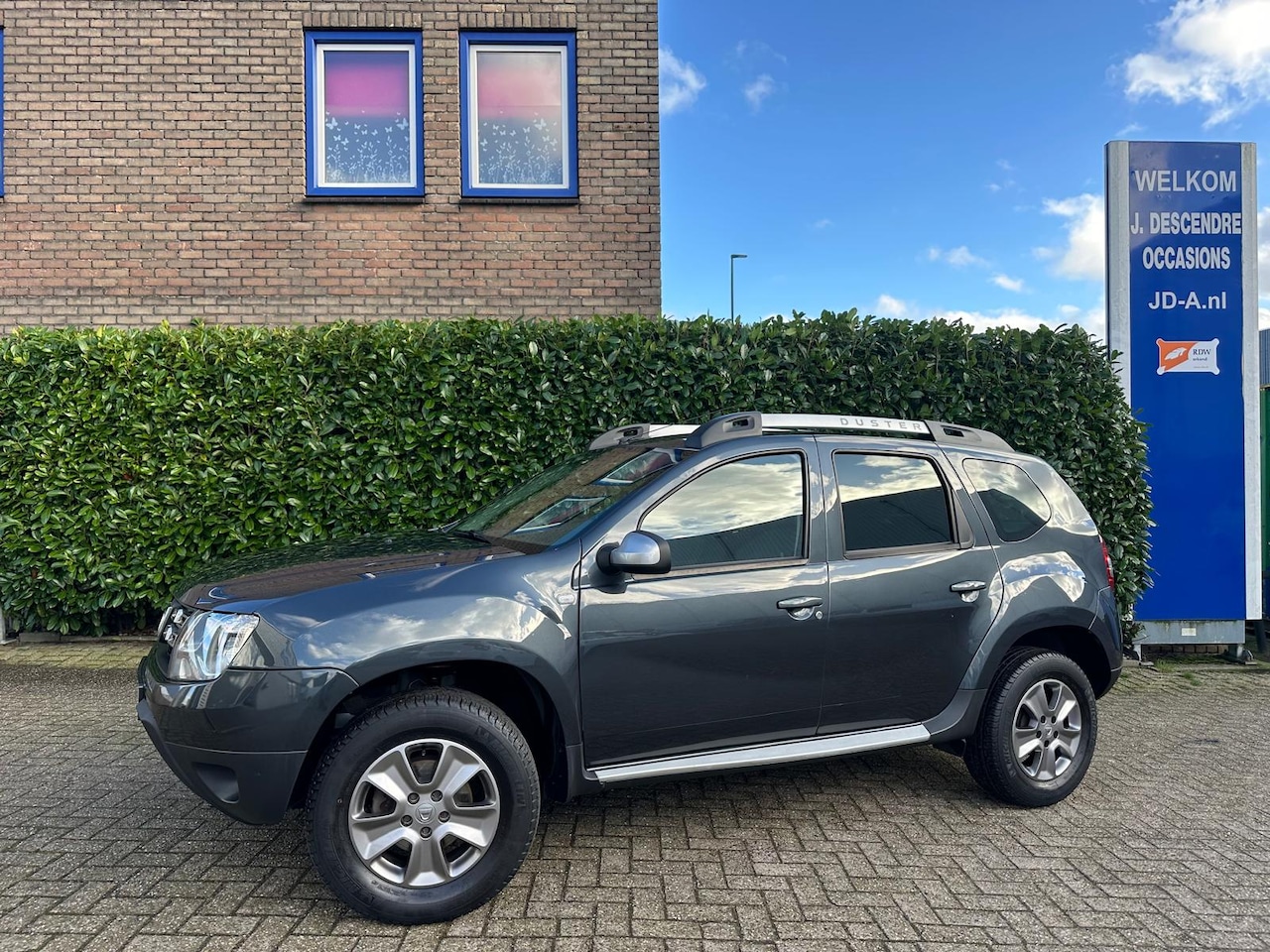 Dacia Duster - 1.2 TCe 4x2 Prestige Airco, Navigatie, Cruise C!!!! - AutoWereld.nl