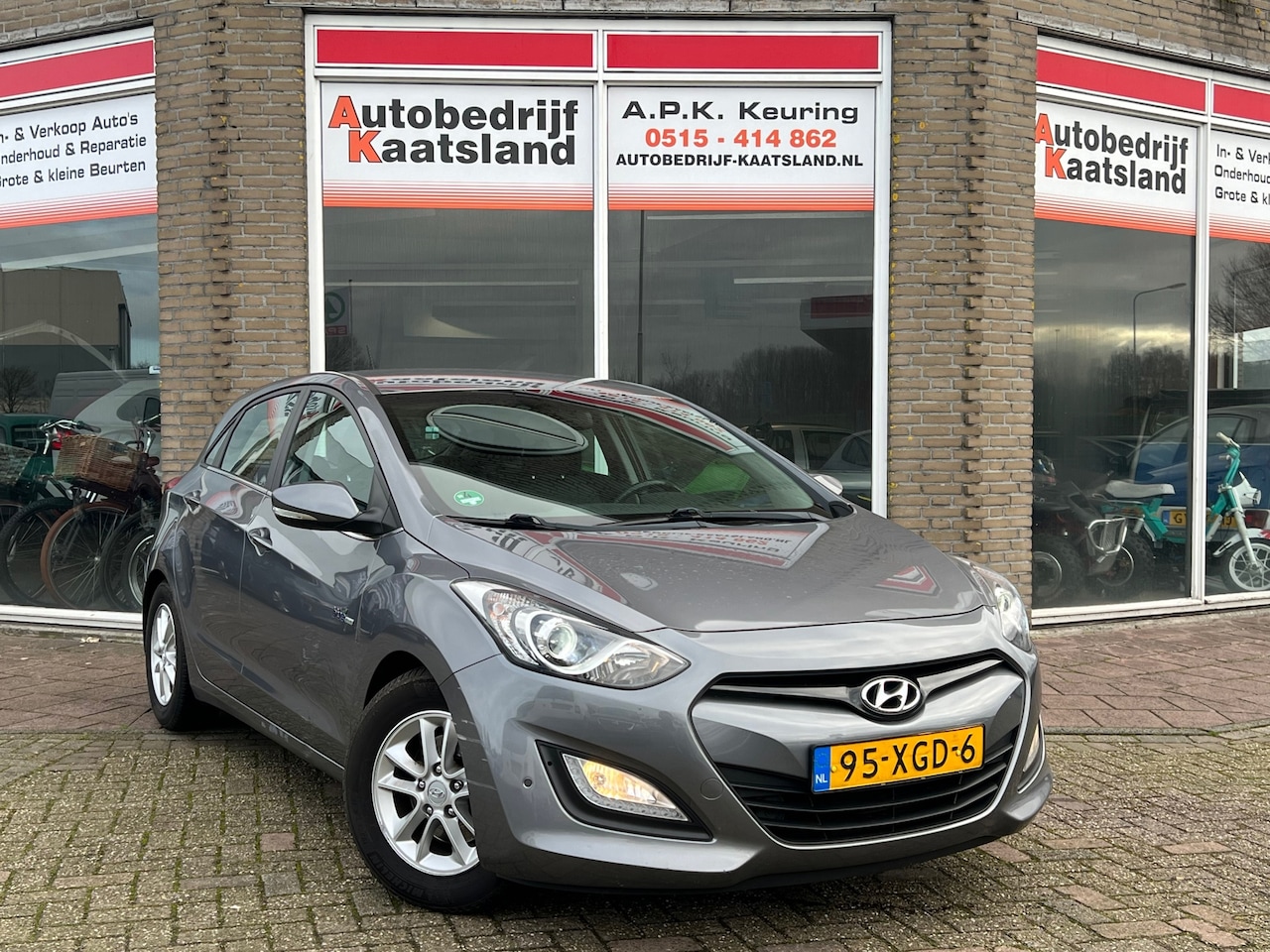 Hyundai i30 - 1.6 GDI Business Edition - Navi - Camera - 6 BAK - Clima - 2012 - AutoWereld.nl