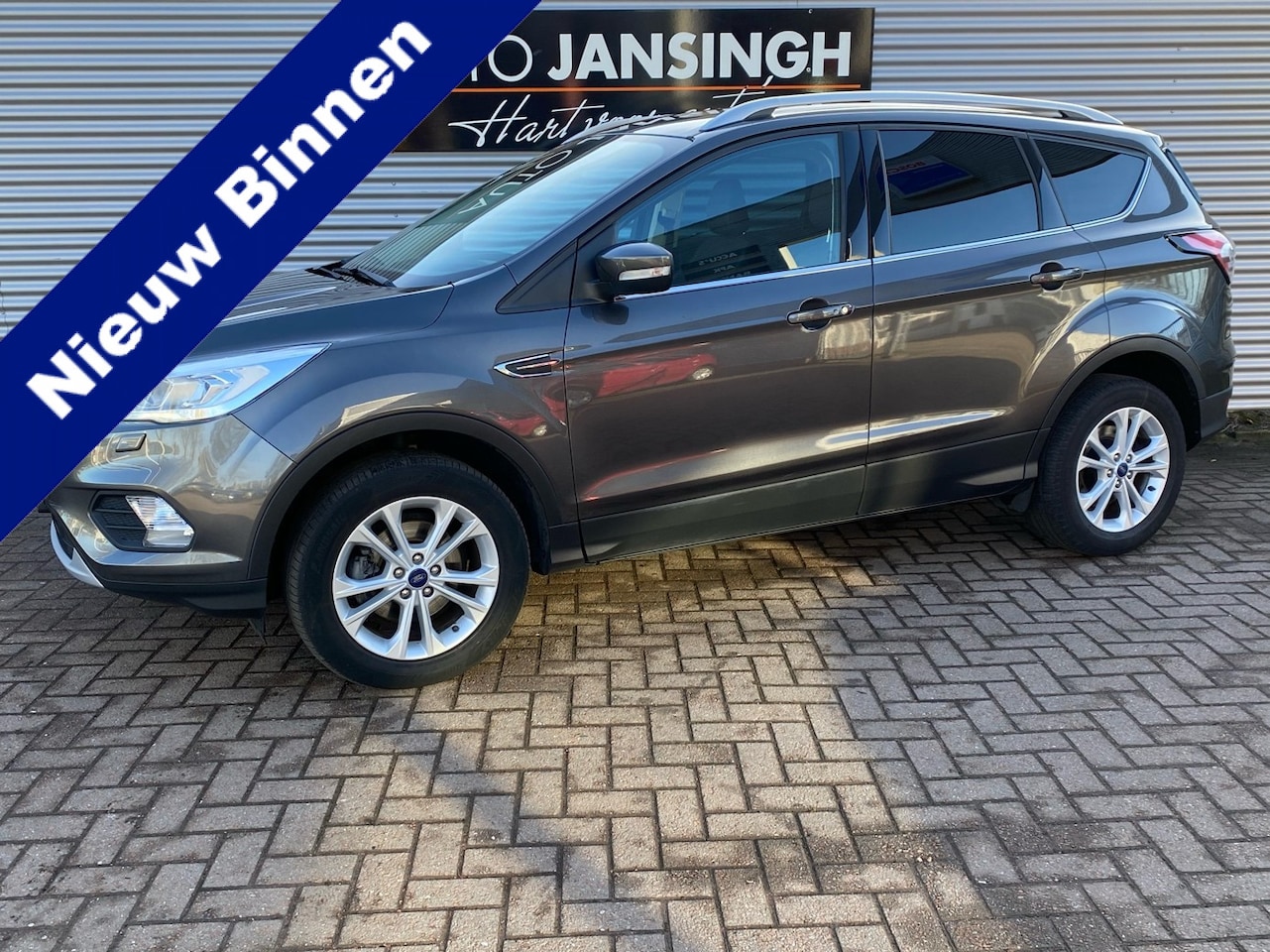 Ford Kuga - 1.5 EcoBoost Titanium | Trekhaak | Cruise Control | PDC | Navi | LM Velgen | RIJKLAARPRIJS - AutoWereld.nl