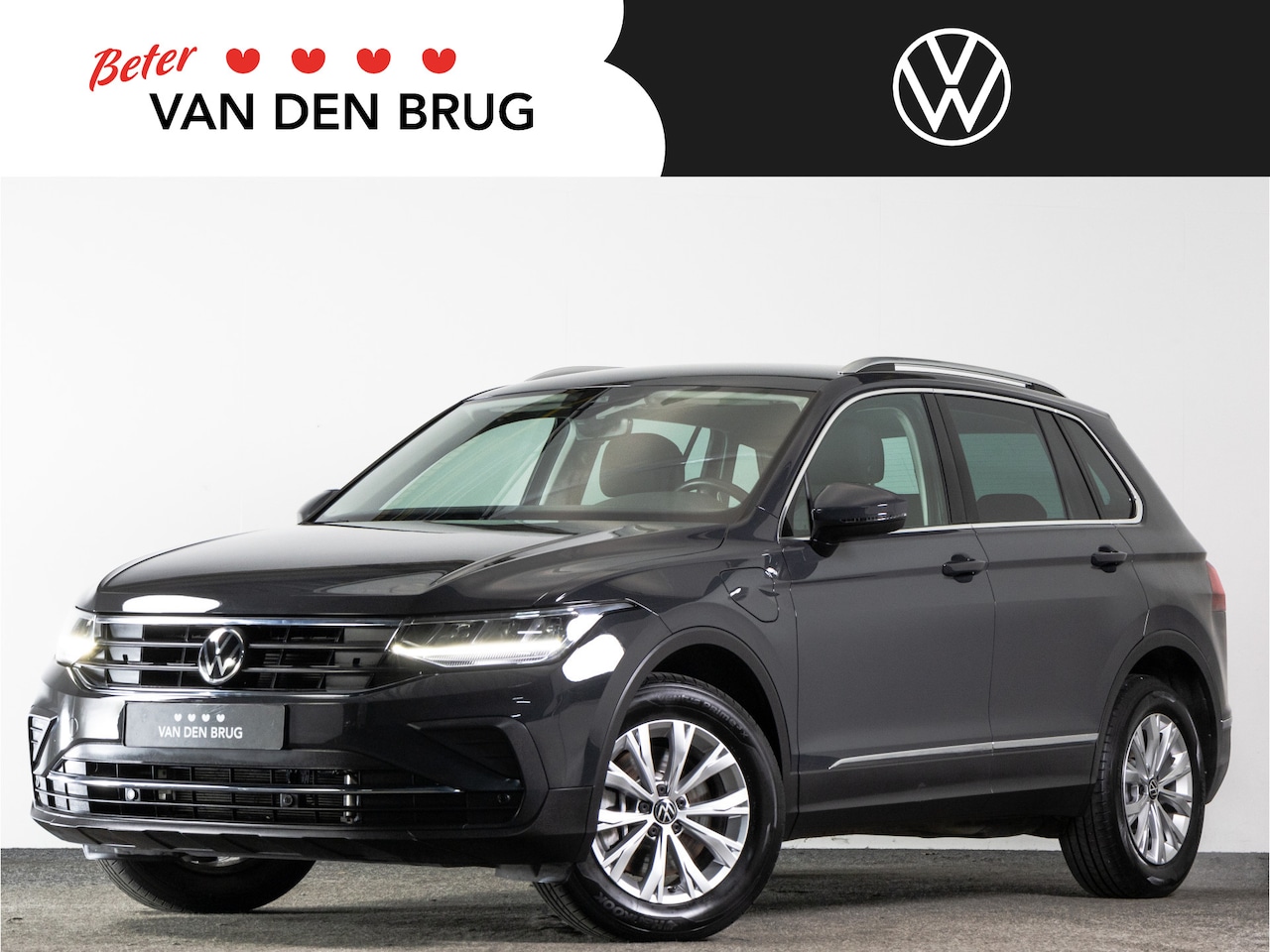 Volkswagen Tiguan - 1.4 TSI 245pk eHybrid Life Business | Navigatie | Side-Assist | Adaptieve Cruise Control | - AutoWereld.nl