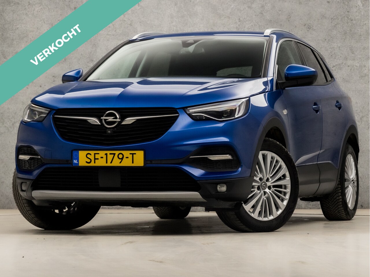 Opel Grandland X - 1.2 Turbo Innovation (APPLE CARPLAY, GROOT NAVI, MEMORY SEATS, 360 CAMERA, STOELVERWARMING - AutoWereld.nl