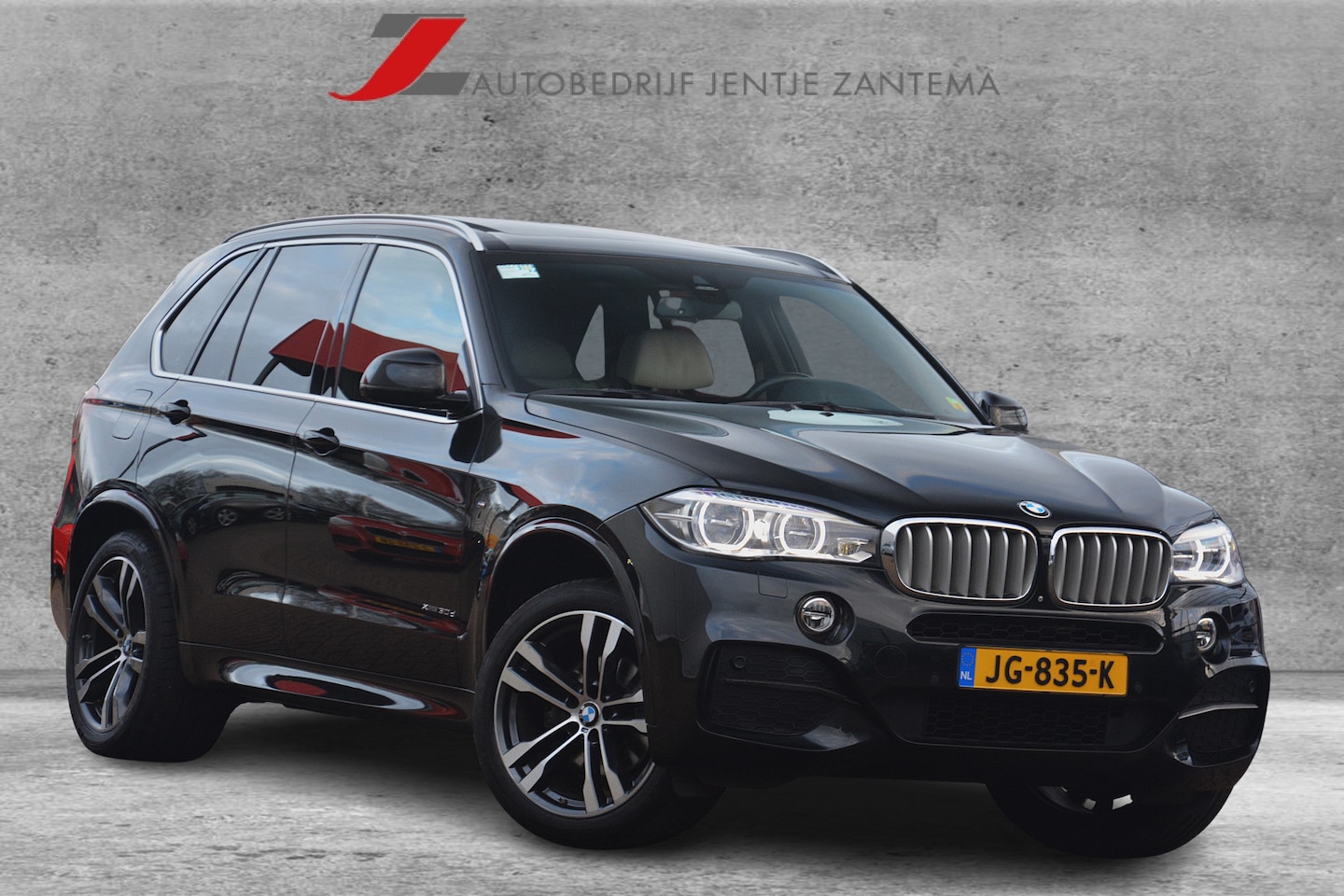 BMW X5 - xDrive30d High Executive M-Sport | Navigatie | Harman-Kardon L7 | Softclose | Panoramadak - AutoWereld.nl