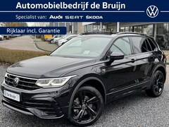 Volkswagen Tiguan - 245pk DSG eHybrid R-Line Blackstyle (Pano, Trekhaak, Cam, 5j gar, Headup)