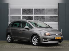 Volkswagen Golf Sportsvan - 1.2 TSI Connected Series Clima/Cruise/Navi/Bluetooth/Camera/Stoelverwarming/17"/AppleCarpl