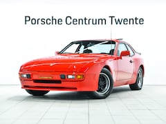 Porsche 944