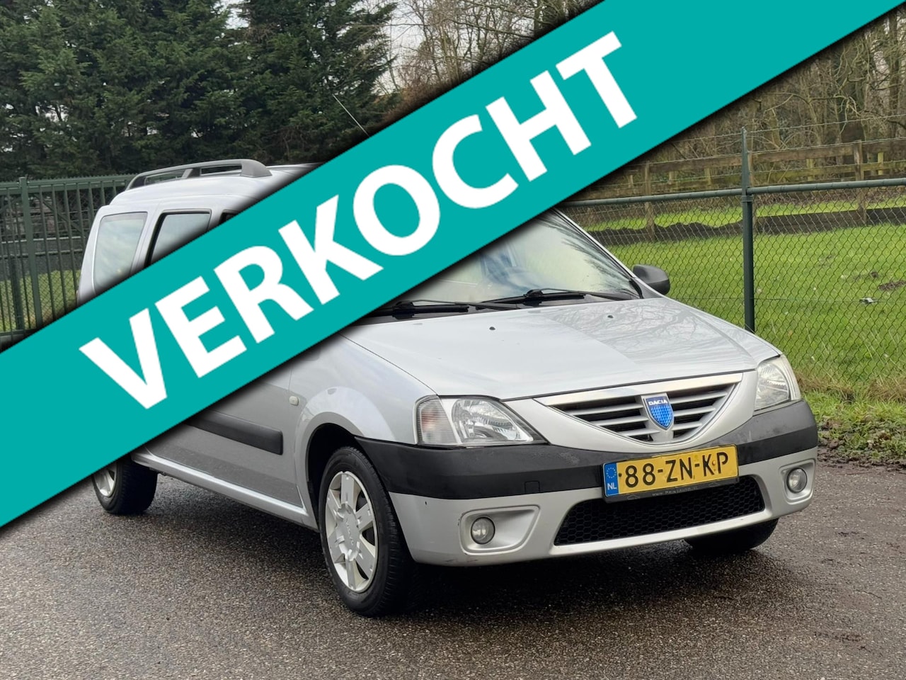 Dacia Logan MCV - 1.6 Lauréate /Airco/ - AutoWereld.nl