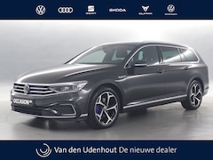 Volkswagen Passat Variant - 1.4 TSI 218pk DSG PHEV GTE Business / Head-up Display / Stoelverwarming / Camera