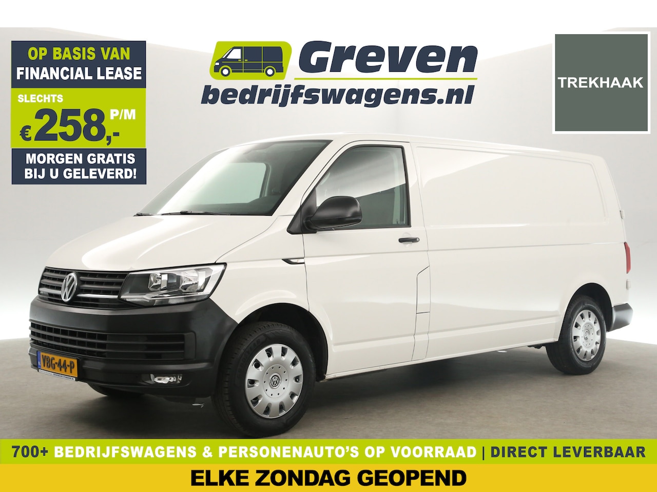 Volkswagen Transporter - 2.0 TDI L2H1 Airco Cruise Carplay Trekhaak Navigatie PDC 3 Persoons Elektrpakket - AutoWereld.nl