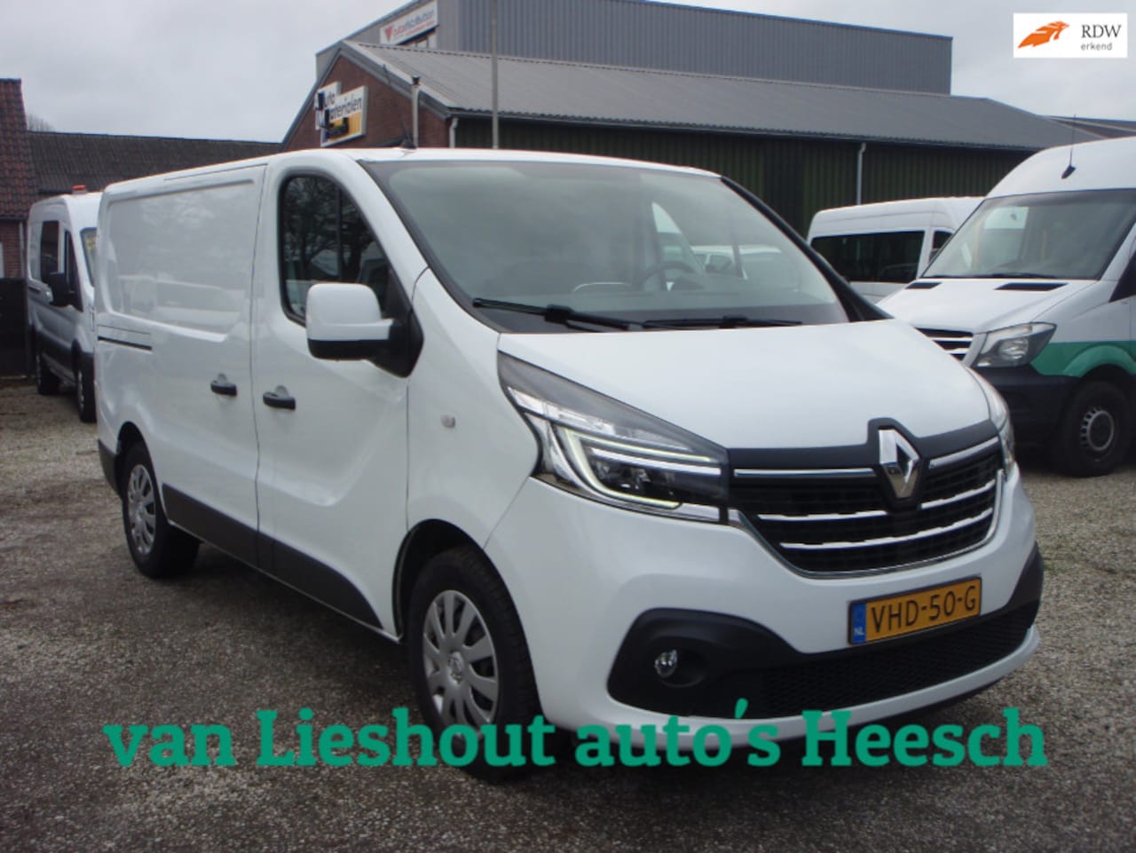 Renault Trafic - 2.0 dCi 120 L1 70839 km work Edition bj 2020 - AutoWereld.nl