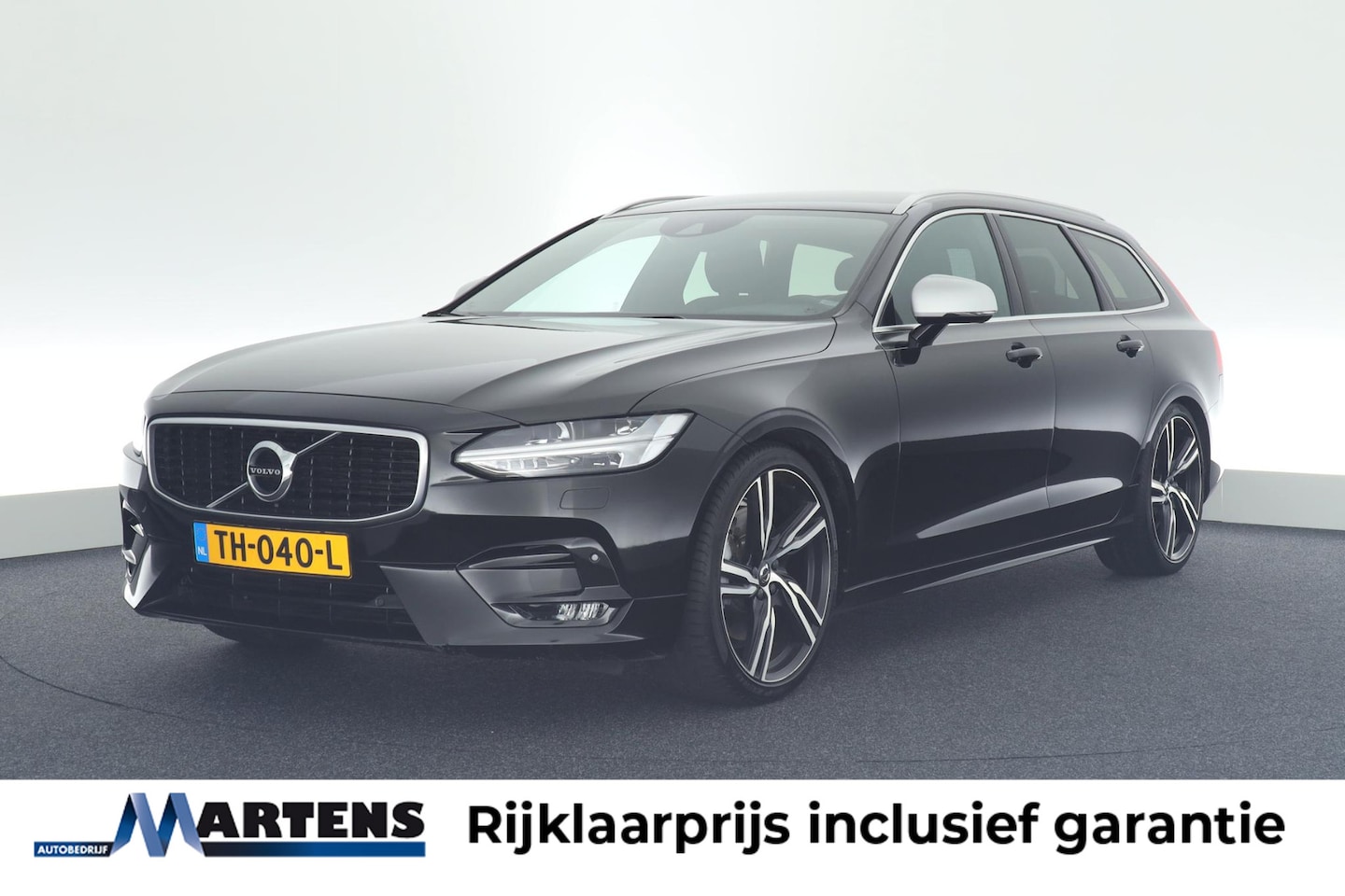 Volvo V90 - 2.0 T4 190pk Aut. R-design Trekhaak Camera harman/kardon Navigatie - AutoWereld.nl