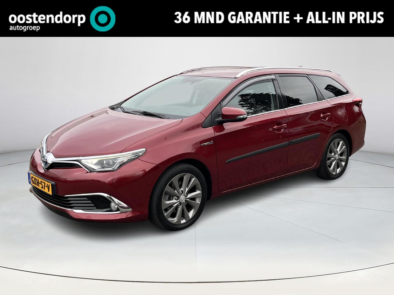 Toyota Auris - 1.8 Hybrid Executive | Navigatie | Achteruitrijcamera | Stoelverwarming | Trekhaak - AutoWereld.nl