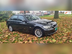 BMW 3-serie - 318i Business Line