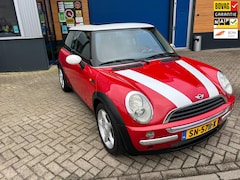 MINI Cooper - 1.6 Mooie en goed onderhouden auto Word afgeleverd met nieuwe apk aflevering beurt complee