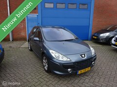 Peugeot 307 - 1.6-16V XS