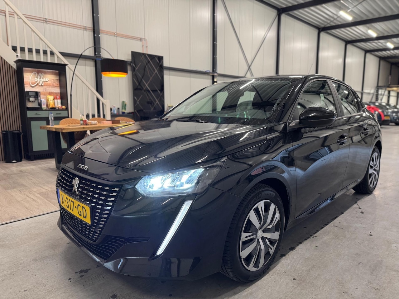 Peugeot 208 - 1.2 PureTech Active 2021 LED XENON - AutoWereld.nl