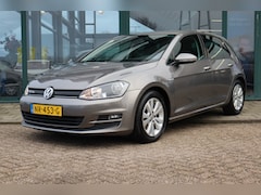 Volkswagen Golf - 1.0 TSI Connected Series | Cruise Control | Achteruitrijcamera |