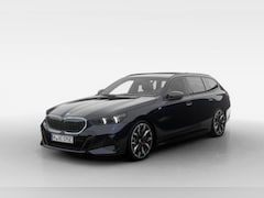 BMW 5-serie Touring - 530e | M Sport Pro | Innovation Pack | Travel Pack | Comfort Pack