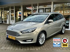 Ford Focus Wagon - 1.0 Titanium Navi, Climat, Pdc, Trekhaak, LM