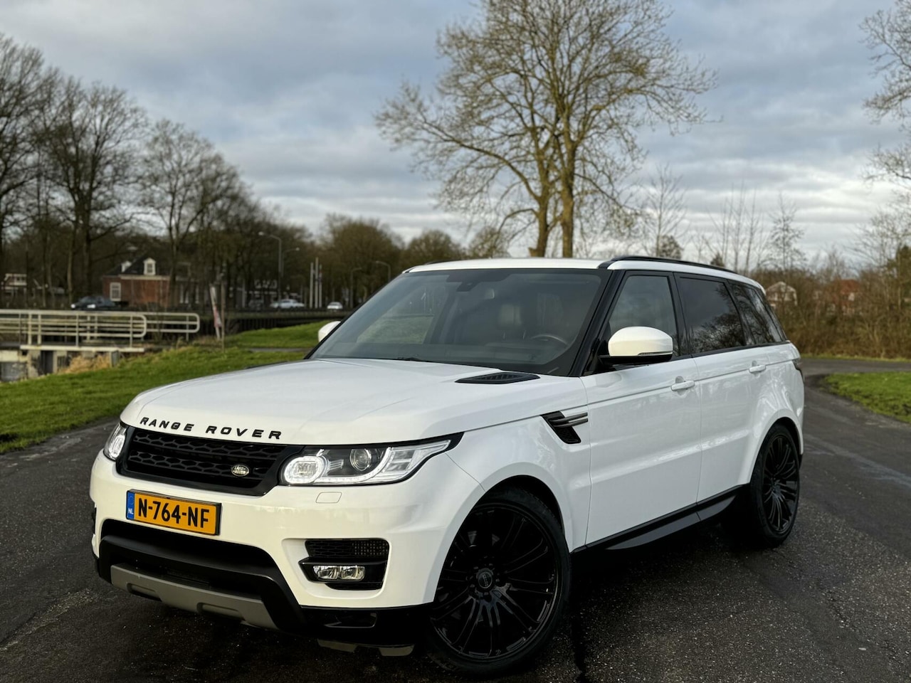 Land Rover Range Rover Sport - 3.0 TDV6 HSE Dynamic 3.0 TDV6 HSE Dynamic - AutoWereld.nl