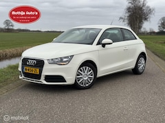 Audi A1 - 1.2 TFSI Attraction Airco PDC Stoelverwarming Nieuwe APK