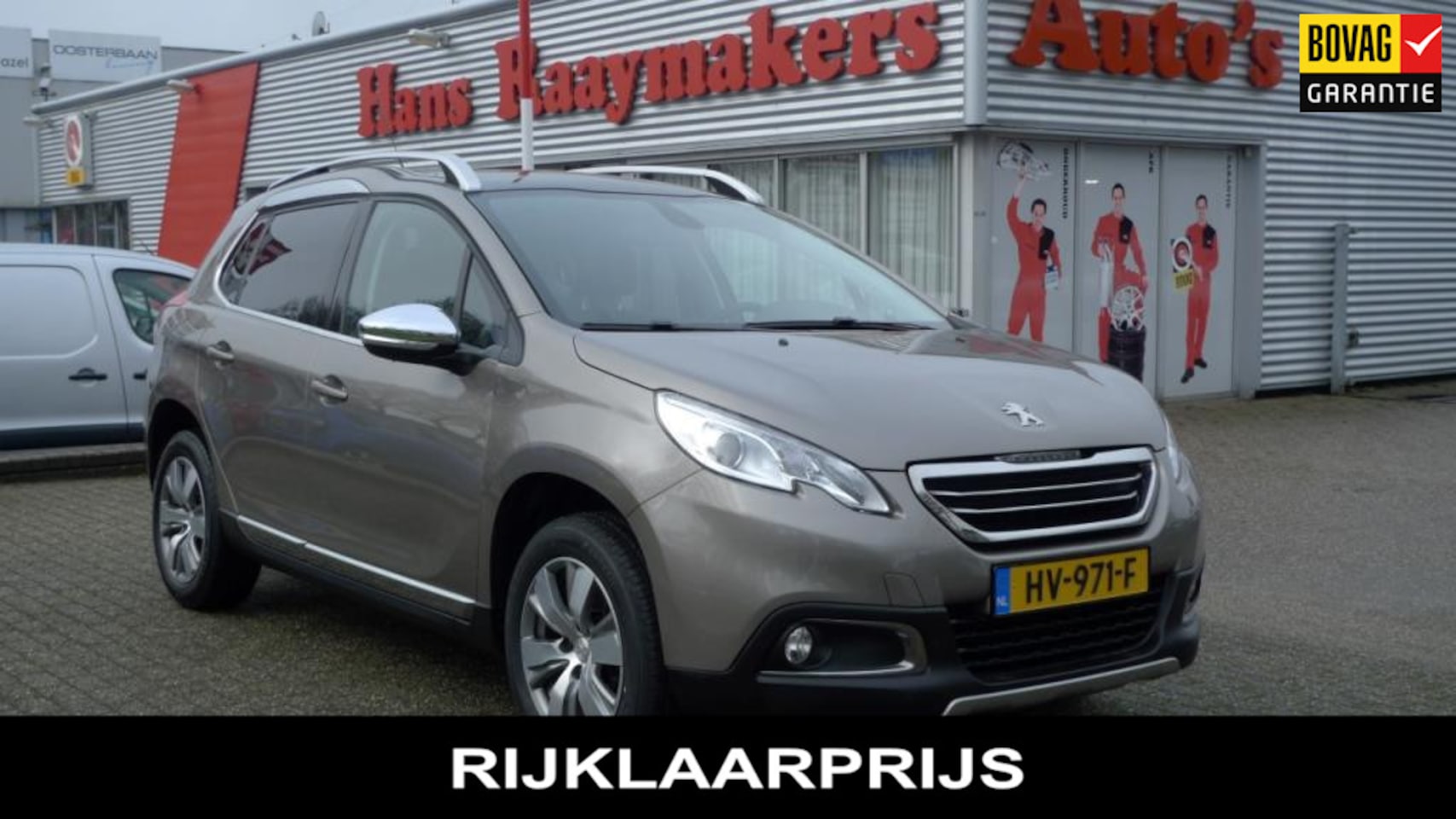 Peugeot 2008 - 1.2 PureTech Allure Automaat, Cruise control, Trekhaak, Navigatie, Panoramadak. All-in pri - AutoWereld.nl