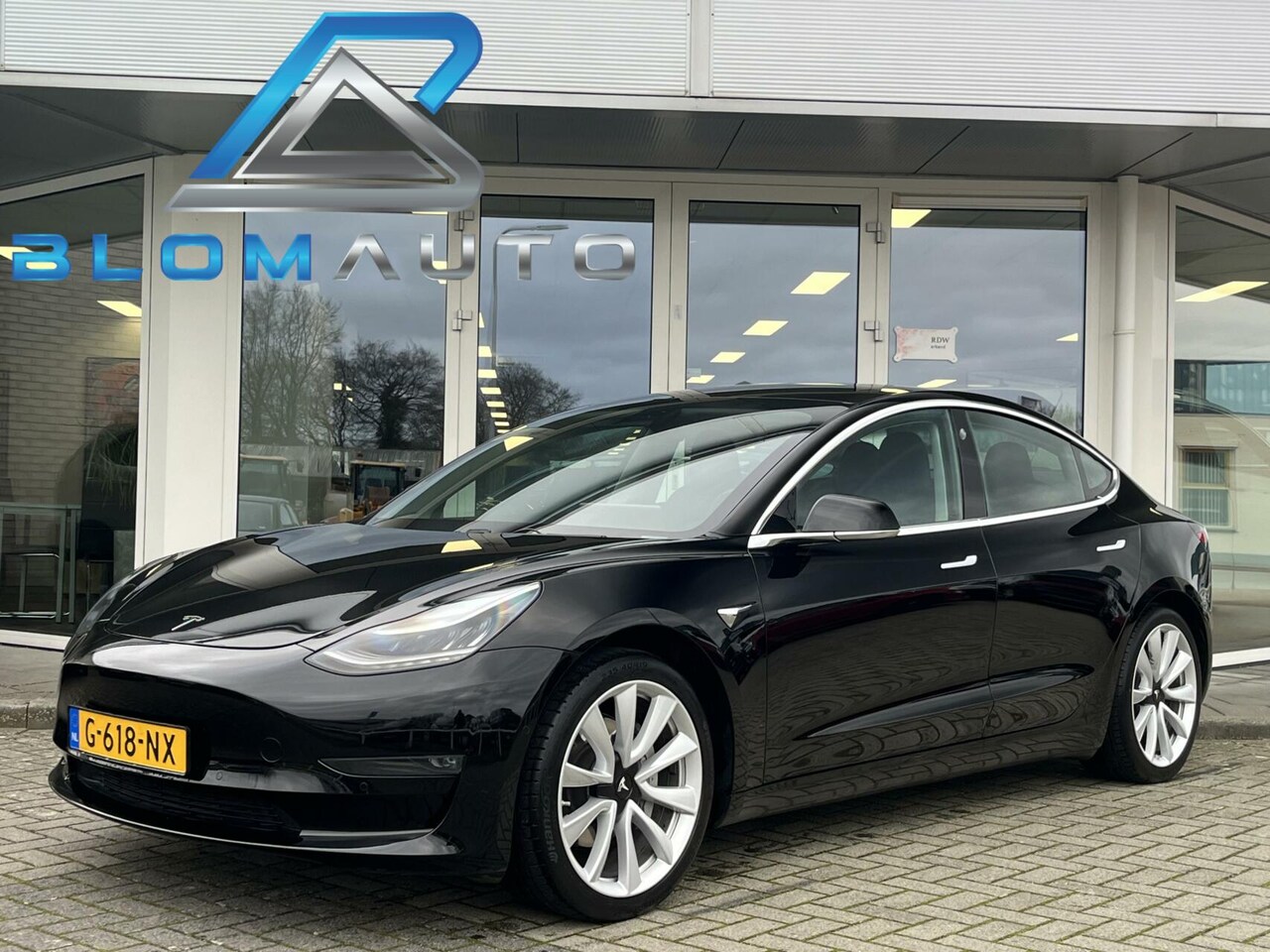 Tesla Model 3 - Long Range RWD LONG RANGE AWD 351PK AUTOPILOT PERFORMANCEVELG - AutoWereld.nl