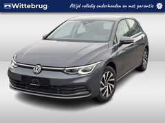 Volkswagen Golf - 1.4 eHybrid 204pk Style DSG Automaat Navigatie / LED / APP Connect / Camera / Parkeersenso