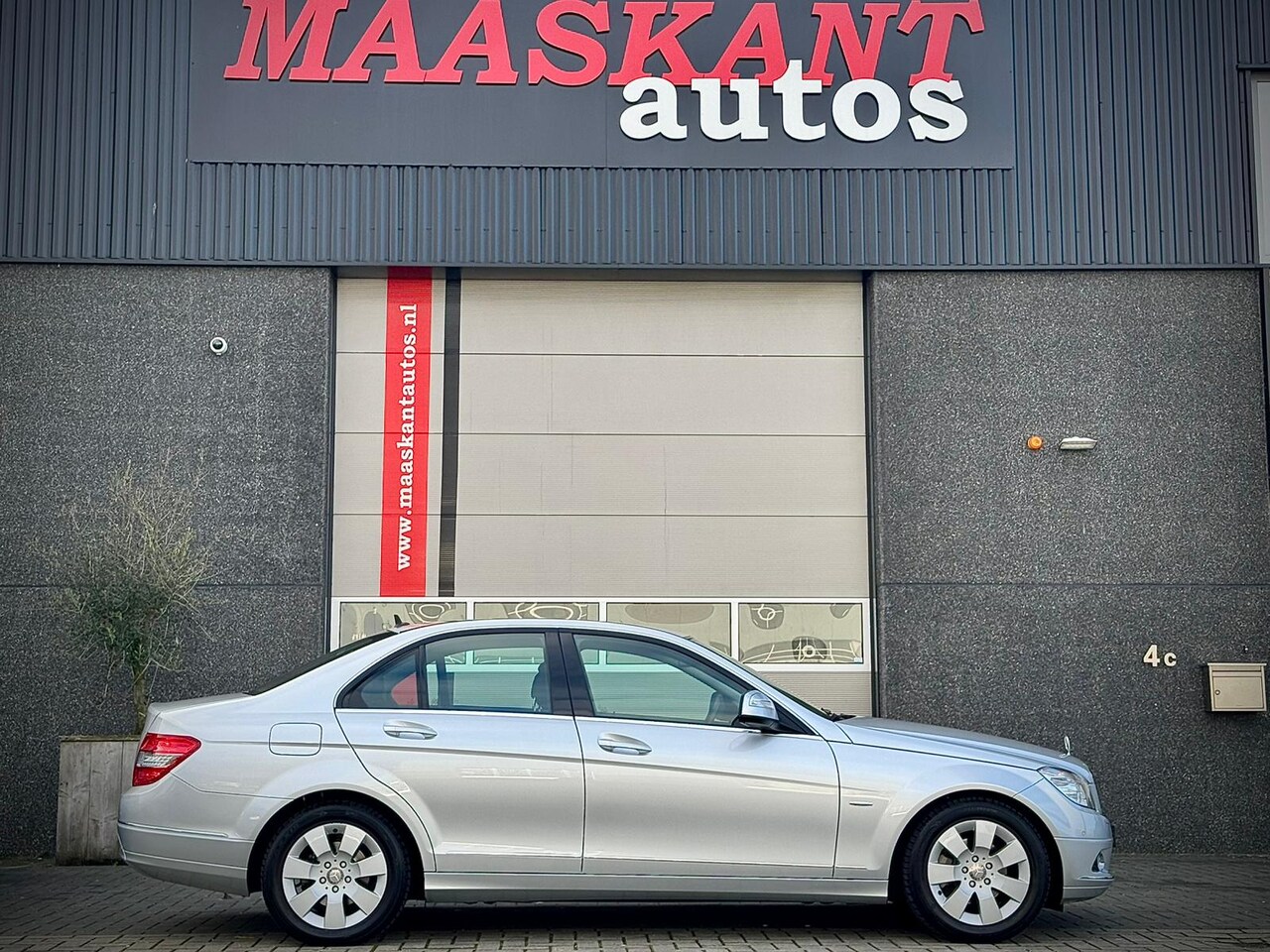 Mercedes-Benz C-klasse - 180 Kompressor / Elegance / Aut / Bi-Xenon / Cruise / Pdc / 2nd owner / ONLY 44710KM! - AutoWereld.nl